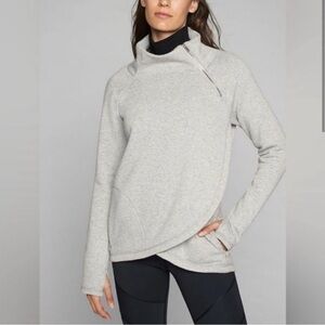 Athleta Cozy Karma Gray Sweater Sz S